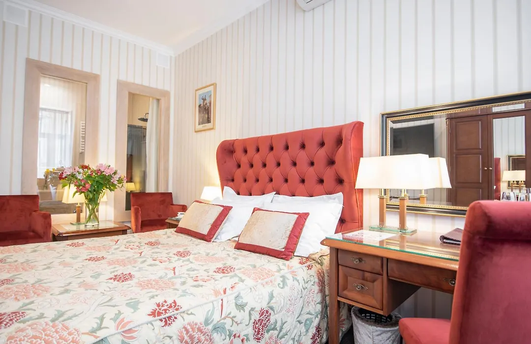Swiss Hotel-1