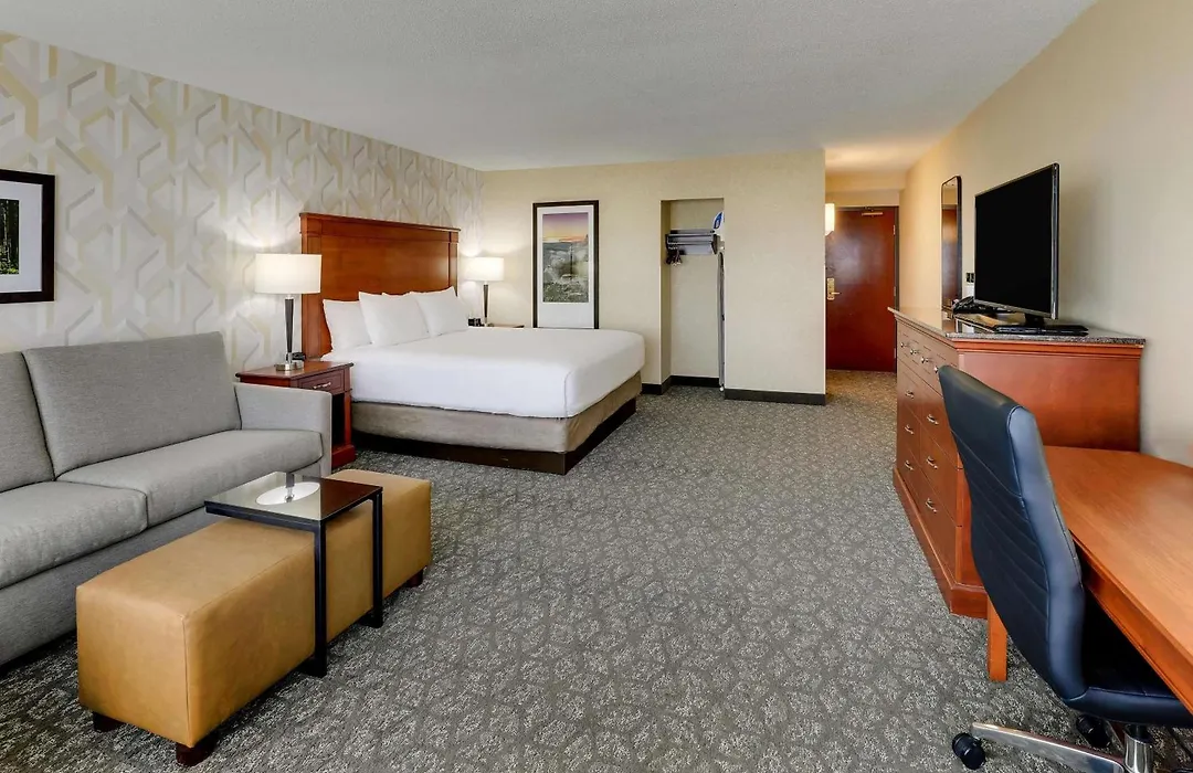 Drury Inn & Suites Marion-1