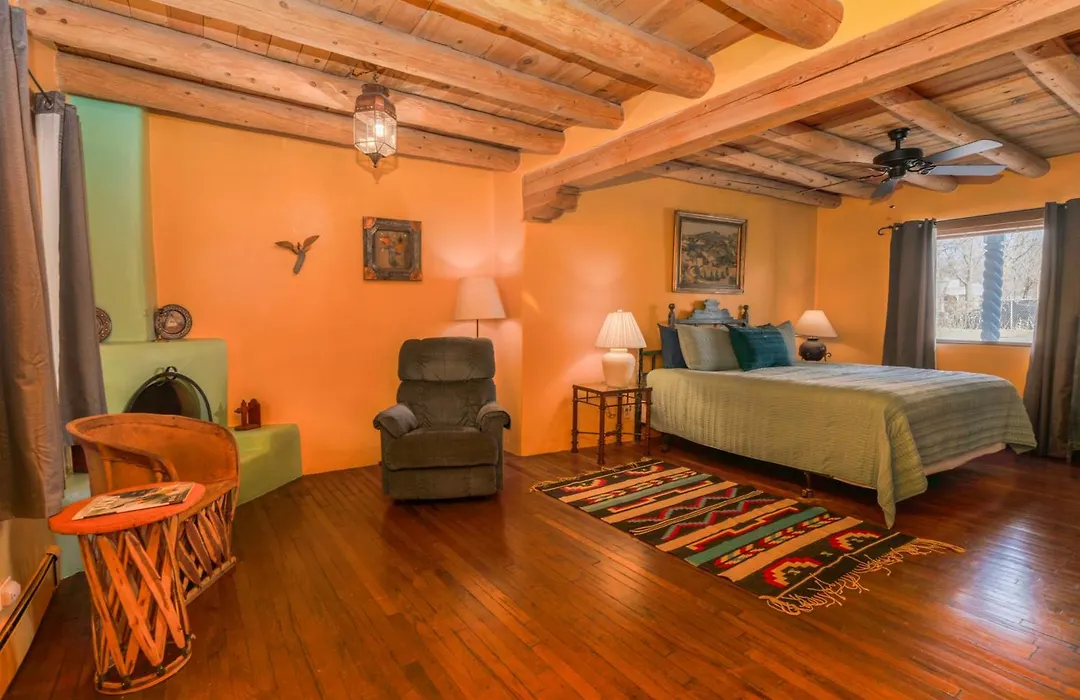 Casa Benavides Inn-1