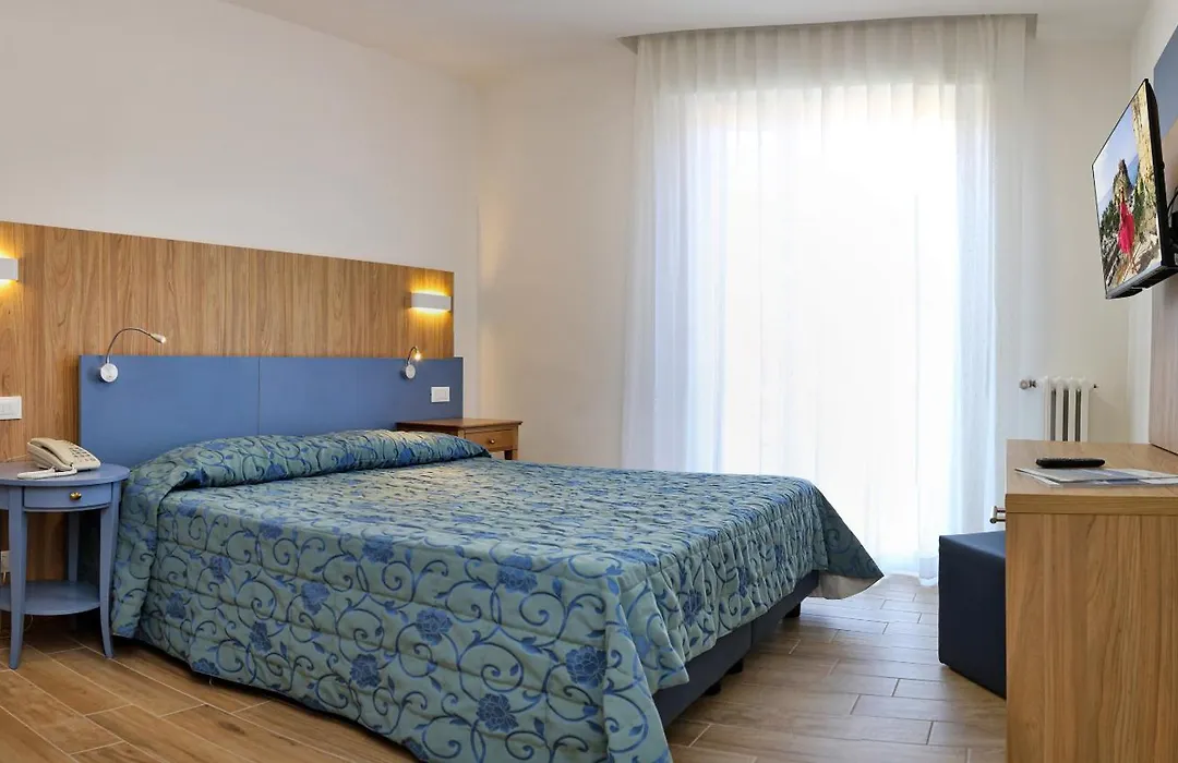 Hotel Marina-1