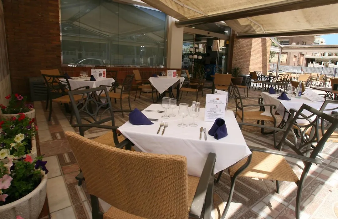 Hotel Castilla Alicante-1