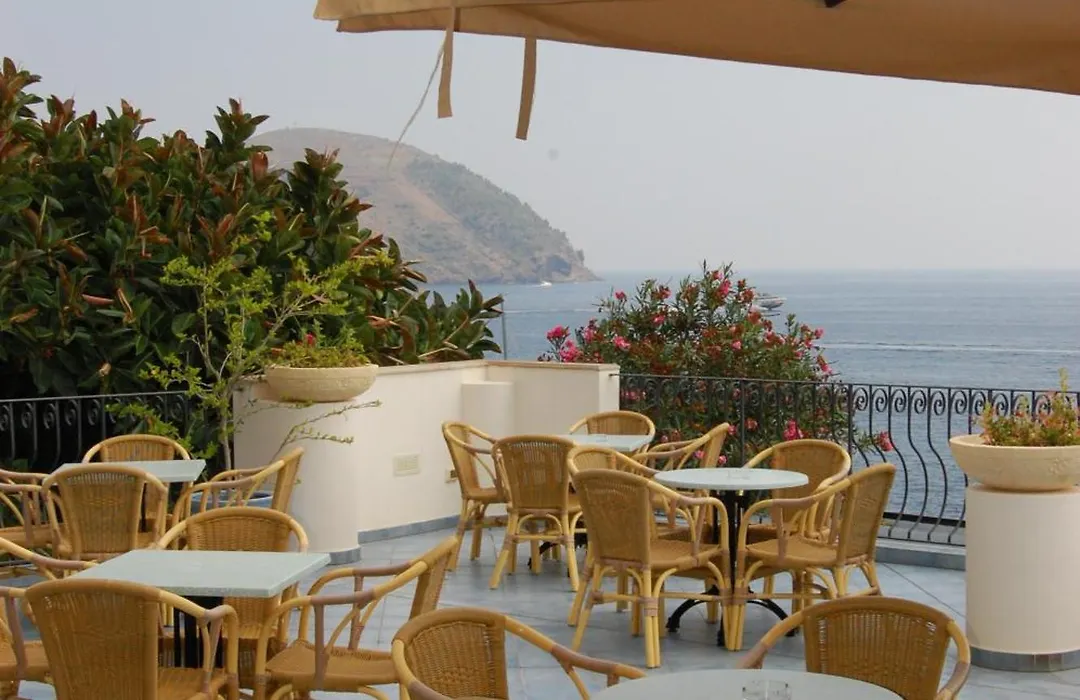 Hotel Giardino Sul Mare-1