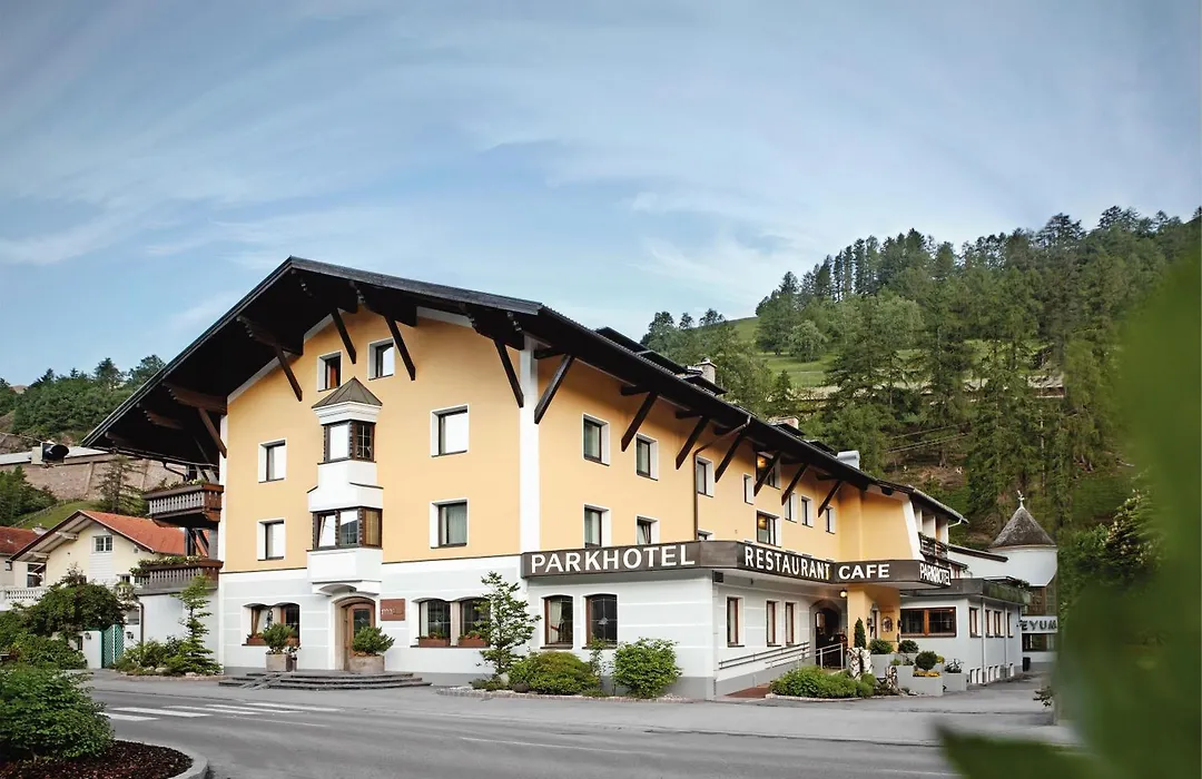 Parkhotel Matrei-1