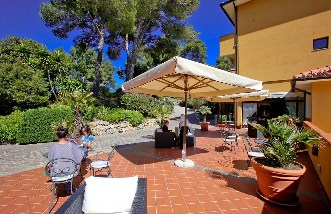 Albergo Filippo II-1