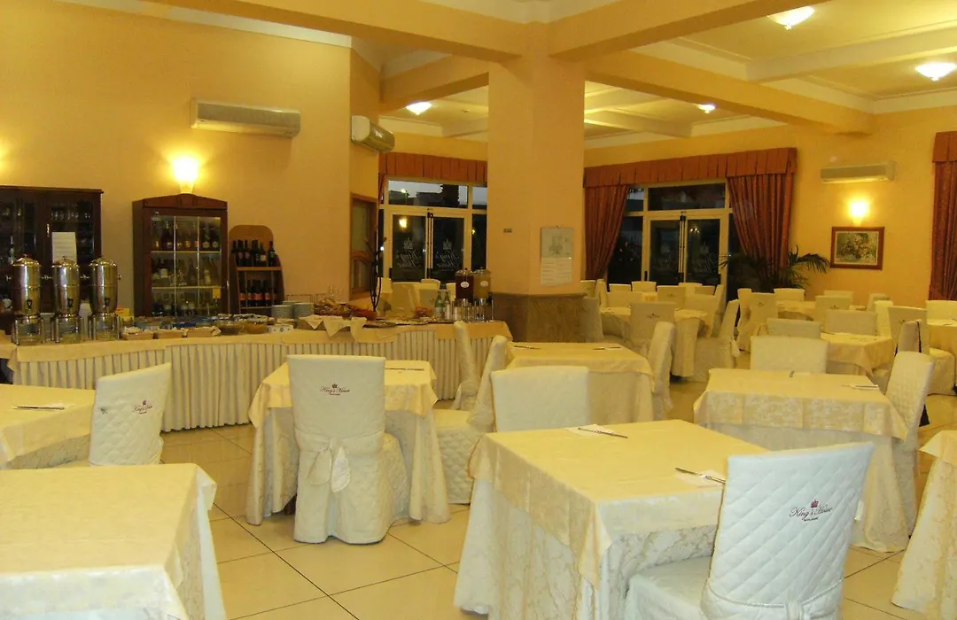 King'S House Hotel Resort-1