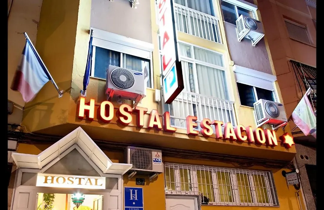 Hostal Estación-1
