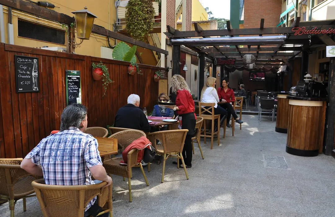 Hostal Montsant-1