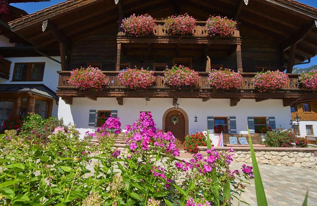 Alpenhotel Hundsreitlehen-1