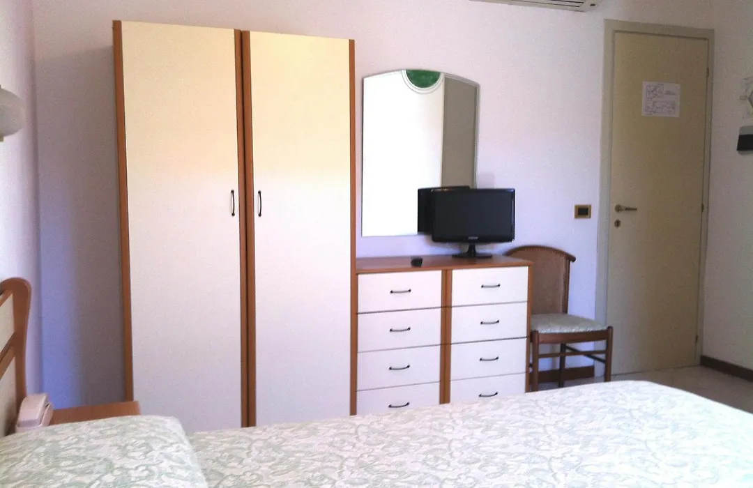 Hotel I 4 Assi-1