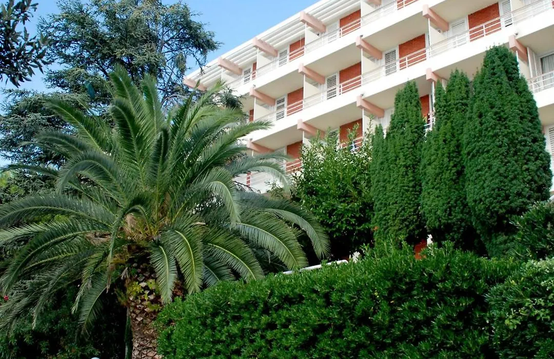 Hotel Aurora-1
