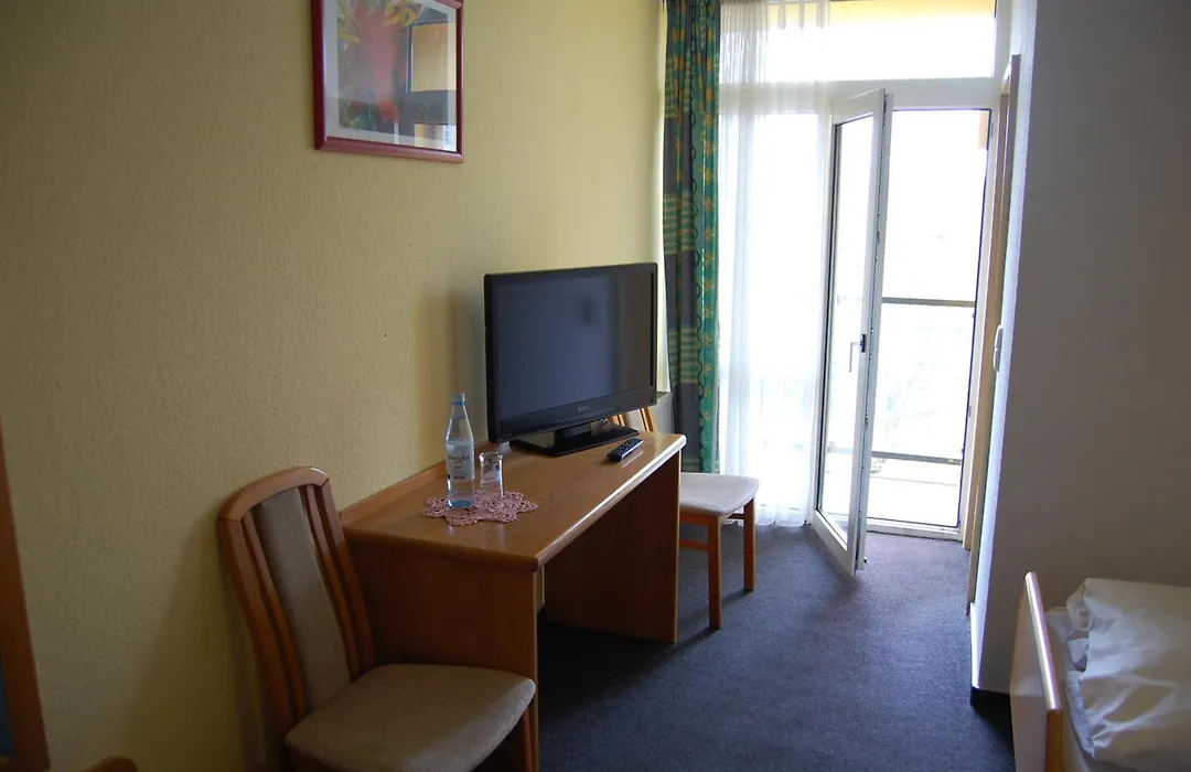 Hotel Johnel-1