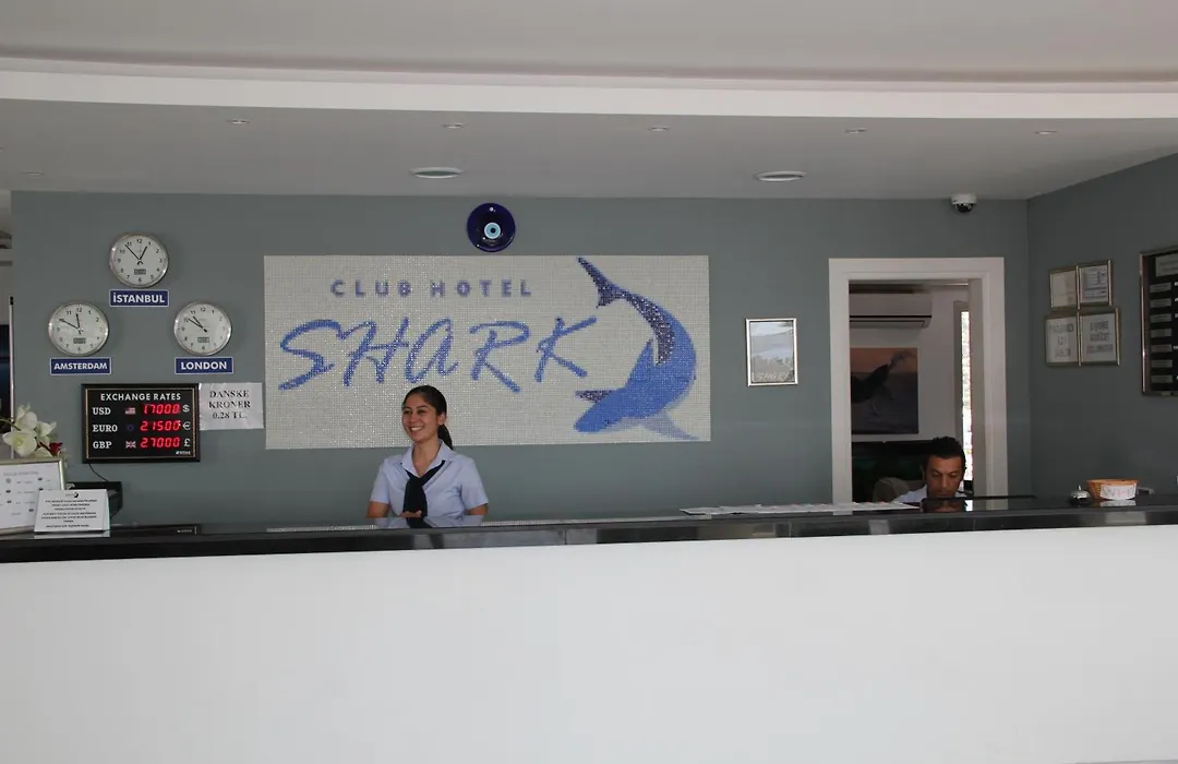 Club Shark Hotel-1