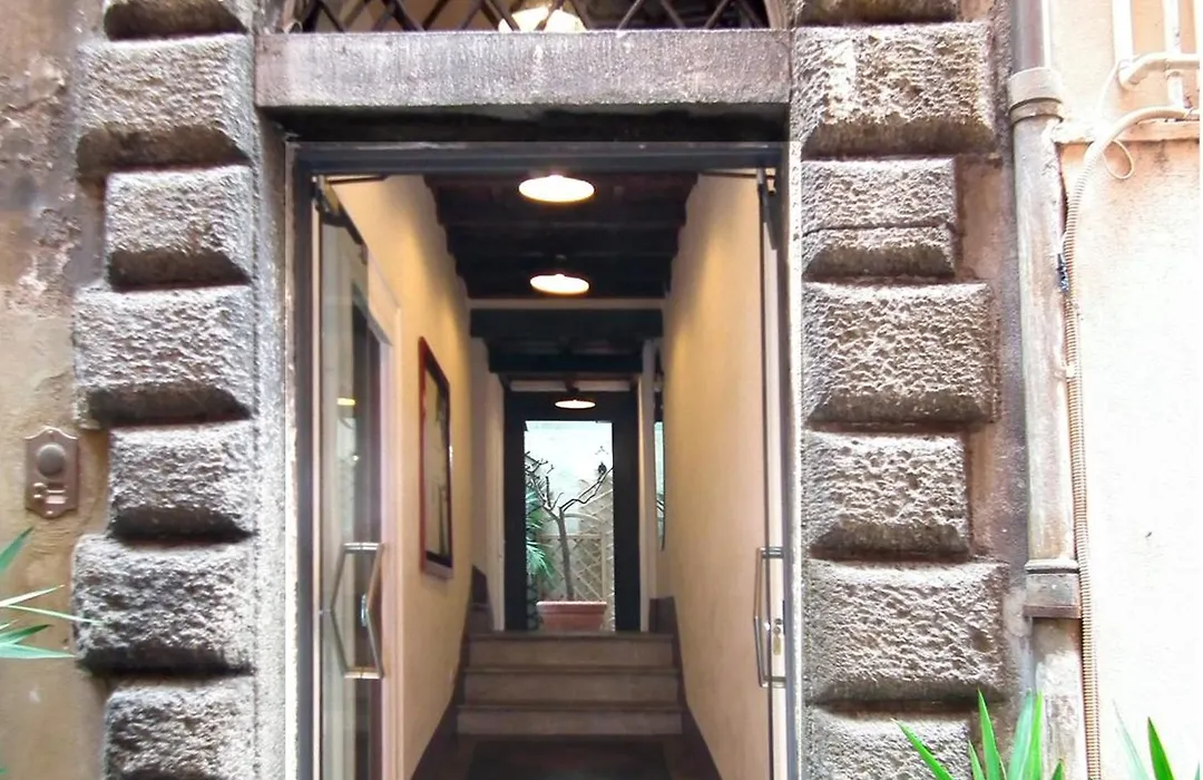 Relais Palazzo Taverna-1