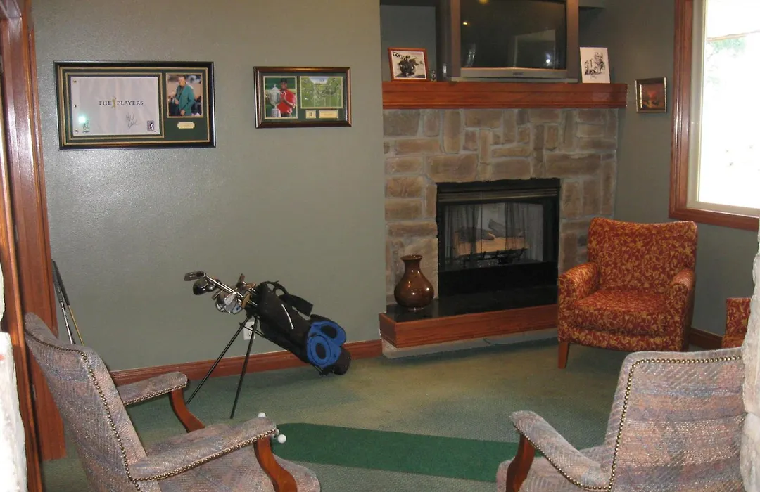 Beaver Lake Lodge-1