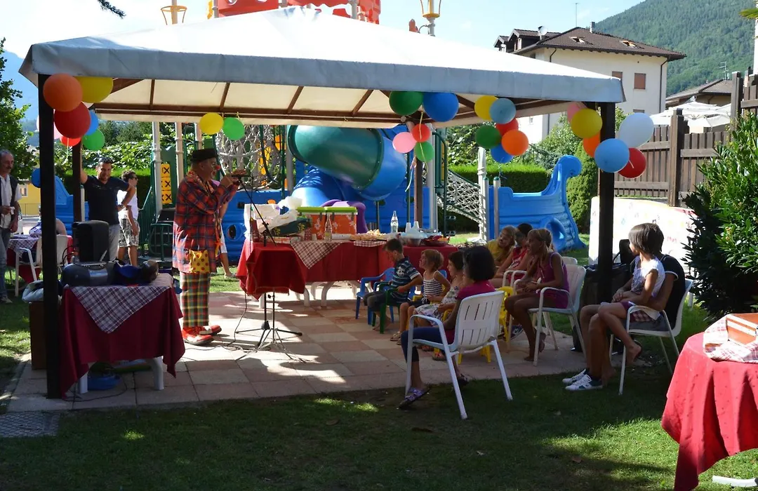 Family Hotel Primavera-1