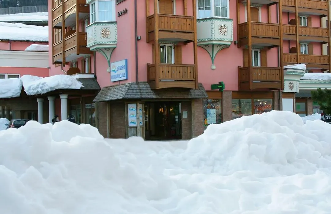 Hotel Garni La Roccia-1