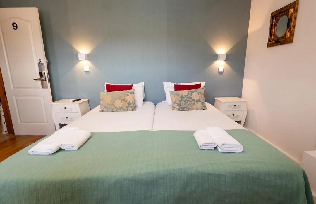 Sweet Suites Guesthouse Close To Famous Avenue Liberty-1