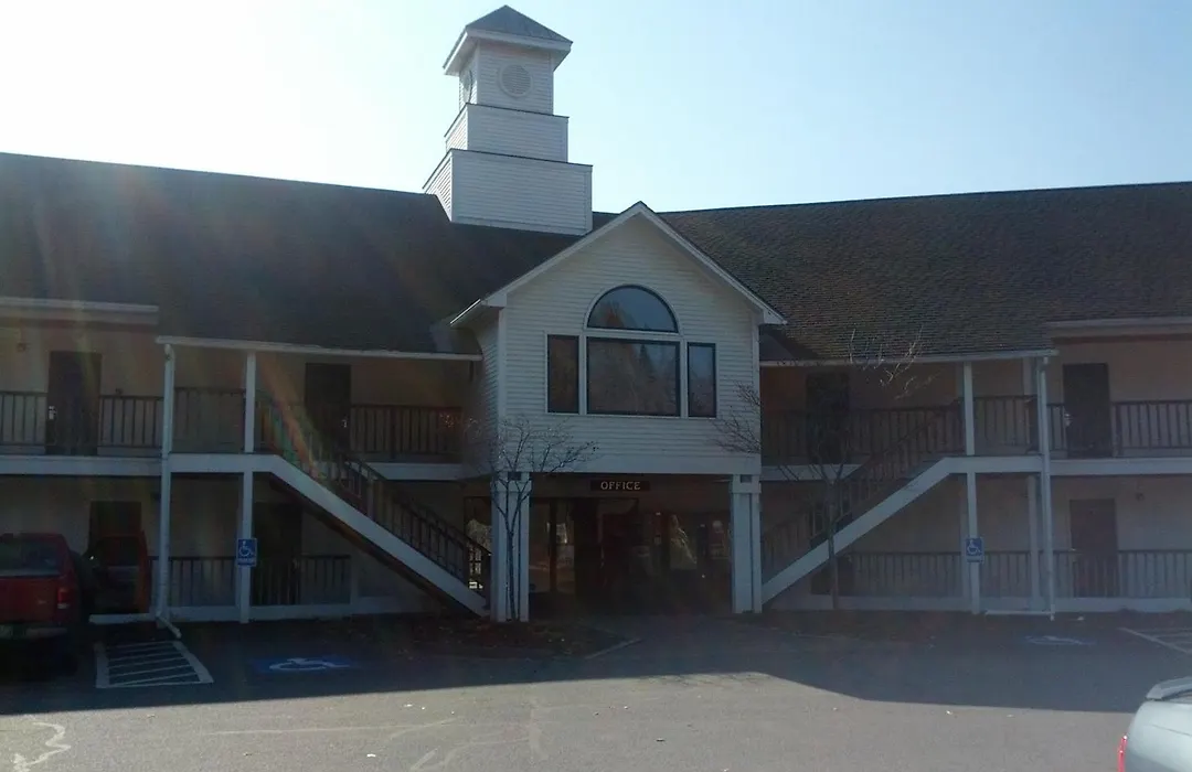 Fairbanks Inn-1