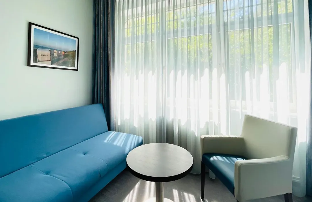 Strandhotel Graal-Müritz-1