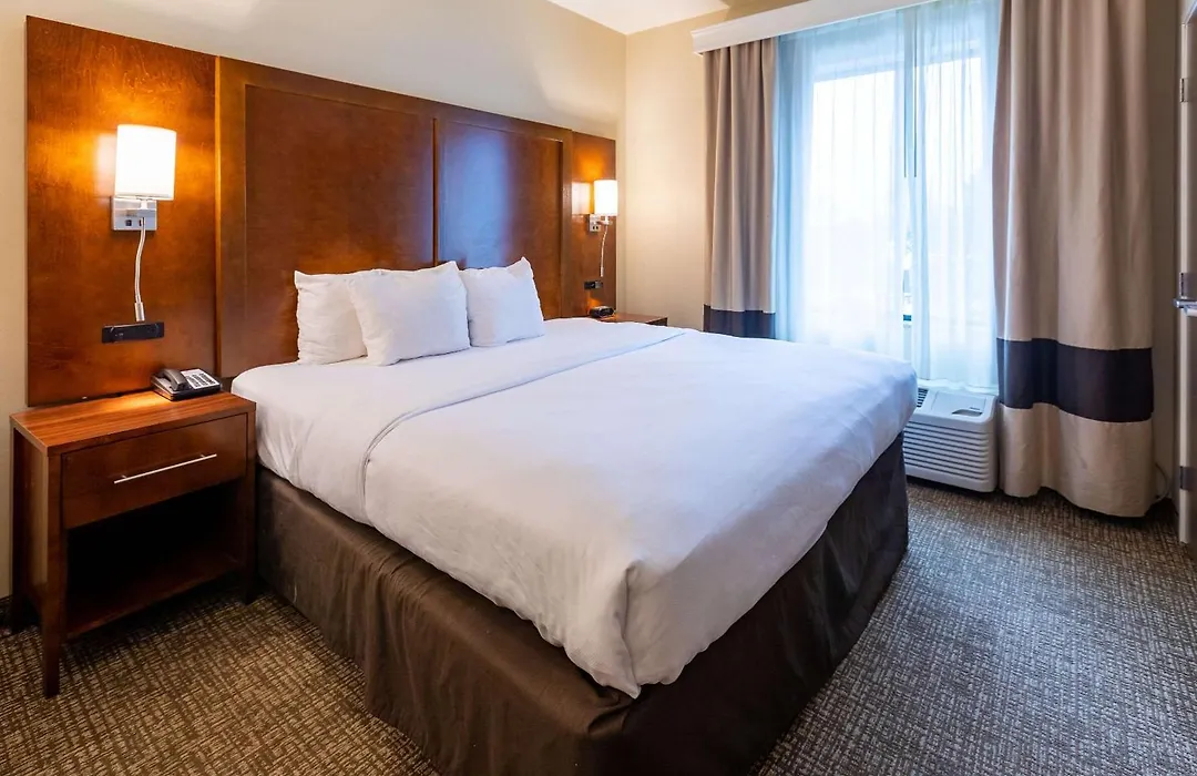 Comfort Suites Denver Near Anschutz Medical Campus-1