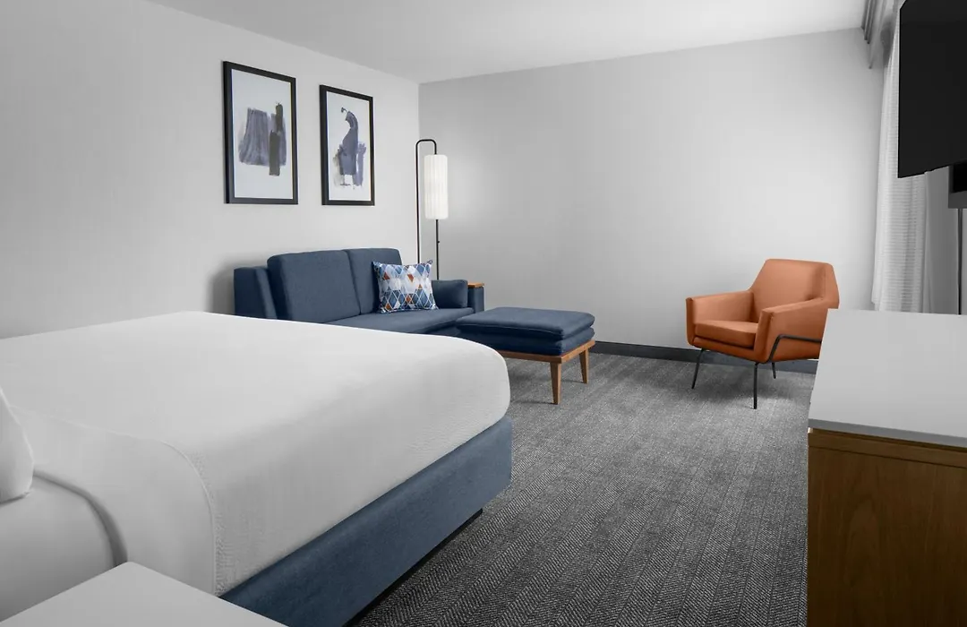 Courtyard By Marriott San Diego Central-1