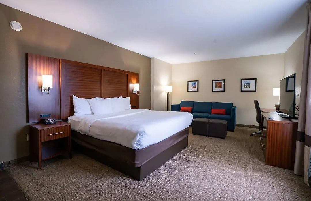 Comfort Suites Flowood - Jackson Airport-1