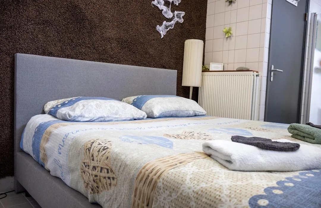 Voormalige Gevangenis Cel Bij B&B Gezond Aan Zee - Toegang Wellnesstuin Meerprijs-1