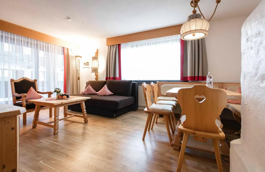 Alpenlodge - Das Dorfhotel-1