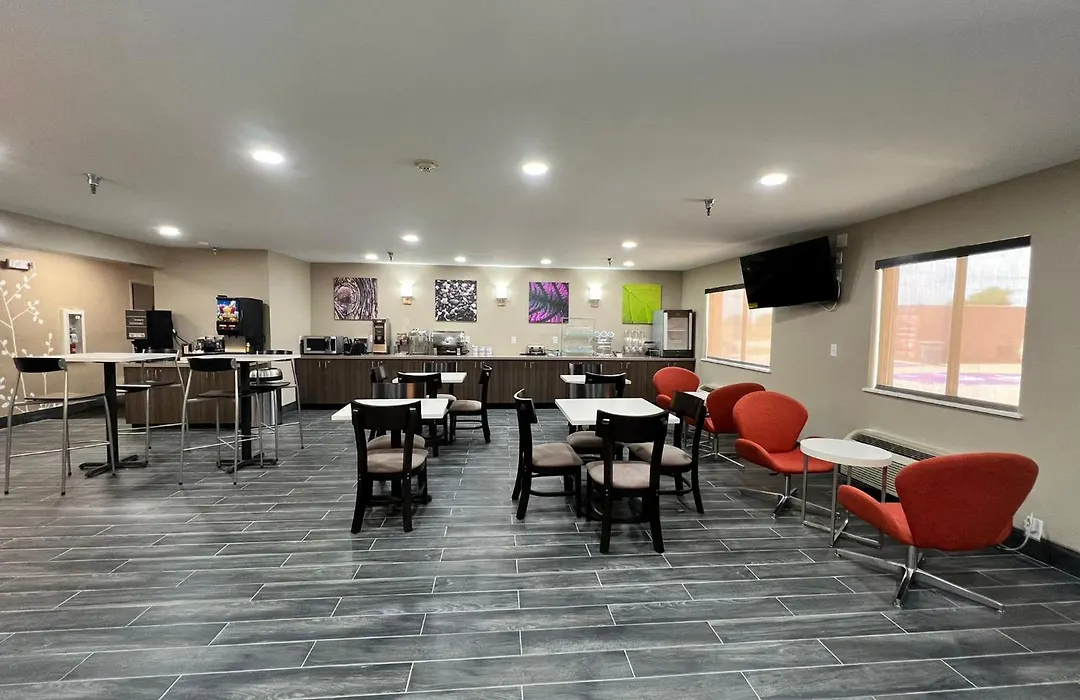 Sleep Inn & Suites Salina I-135-1