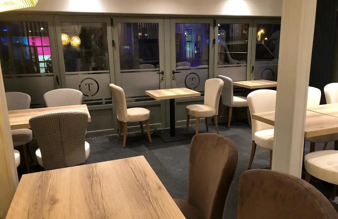 Best Western Le Duguesclin Hôtel-Restaurant-1