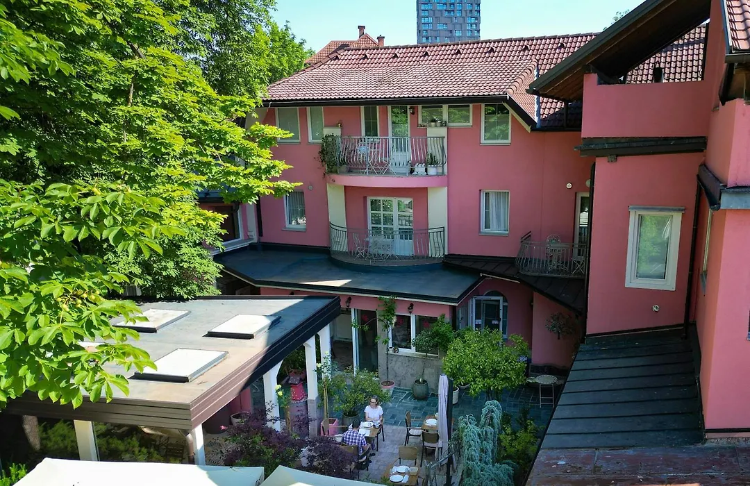 Boutique Hotel Asteria-1