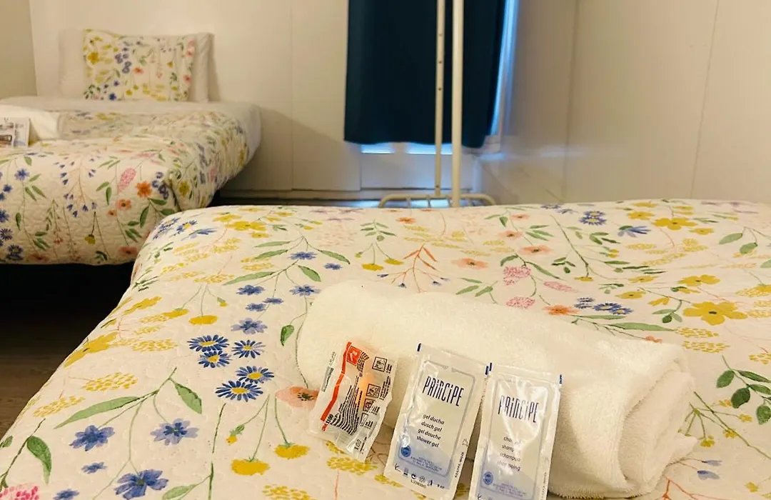 Central And Basic Universitat For Young Hostel-1