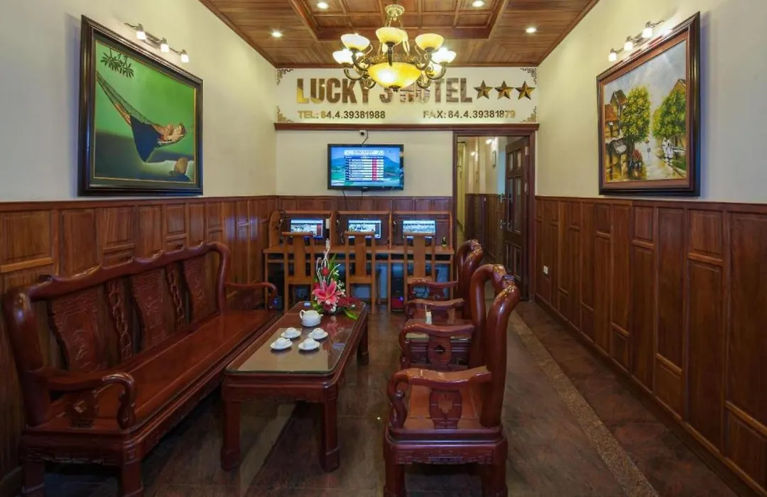 Lucky 3 Hotel & Travel-1