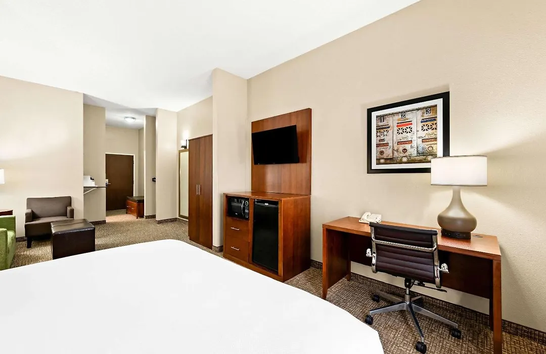 Comfort Suites Abingdon I-81-1