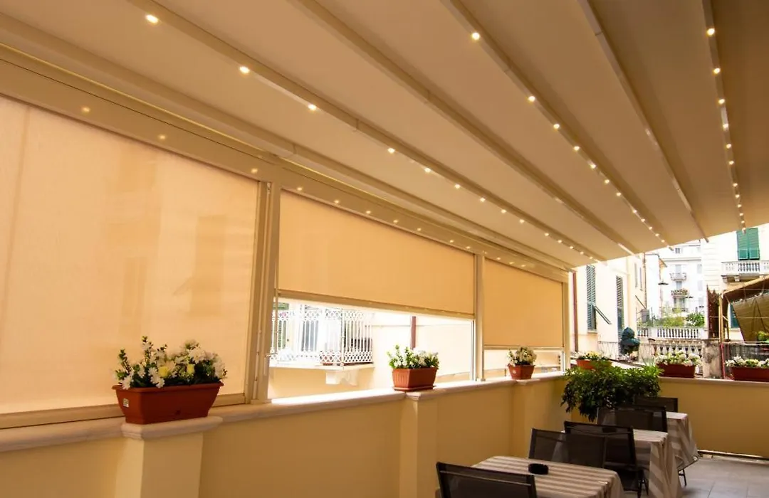 Affittacamere E Appartamenti - Rent Rooms And Apartments Le Camere Nel Corso - Adults Only-1