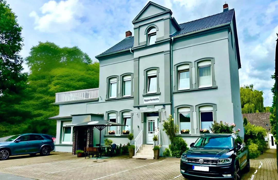 Restaurant Haus Medaillon-1