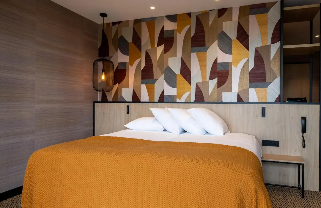 Van der Valk Hotel Emmen-1