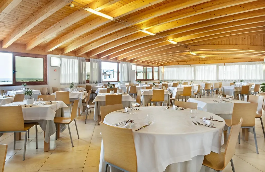 Marc Hotel-1