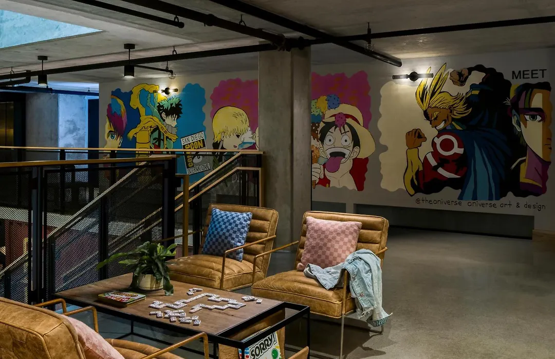 Moxy San Diego Gaslamp Quarter-1