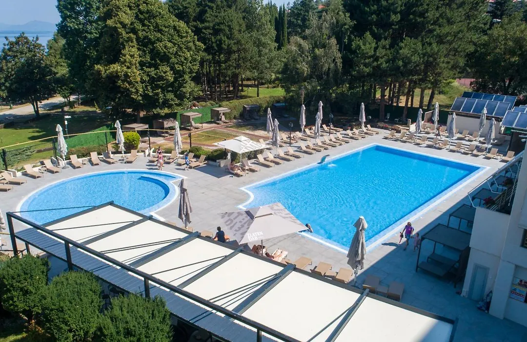 Hotel Bellevue - Metropol Lake Resort-1