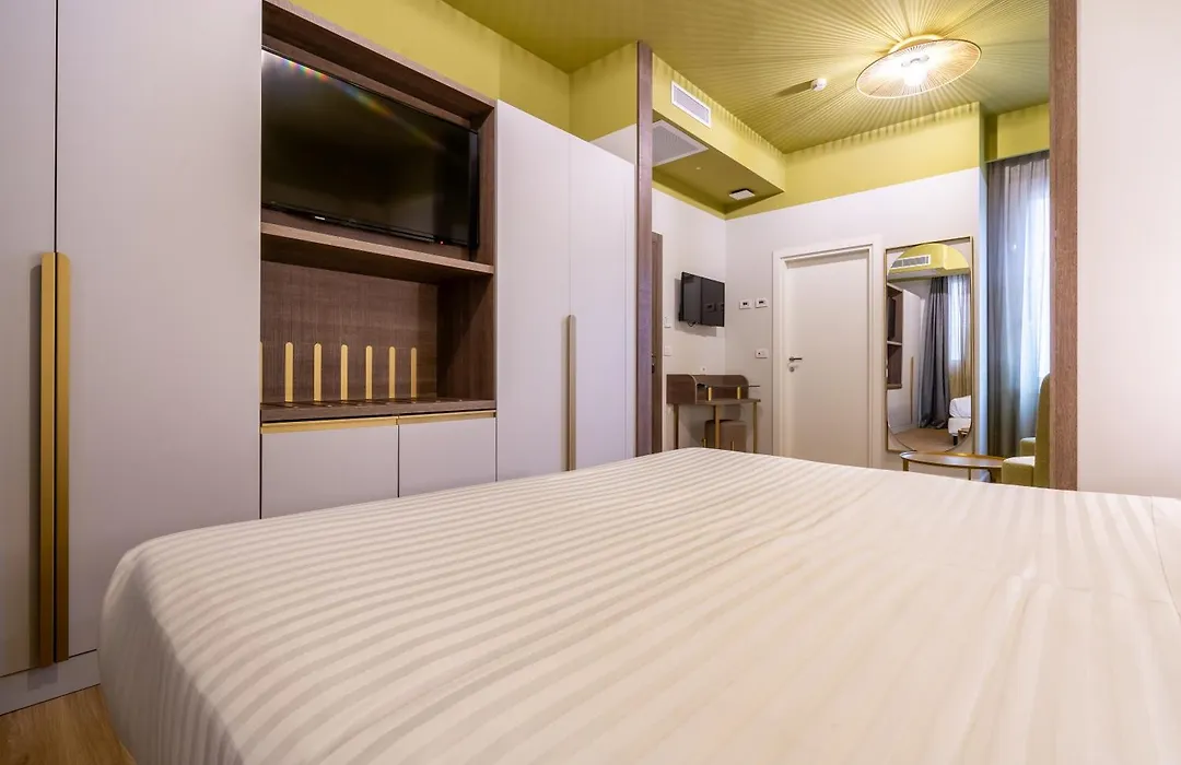 Hotel Regina Elena 57 & Oro Bianco Spa-1