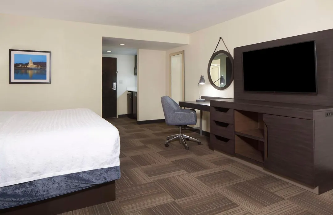 Hampton Inn Charleston-Southridge-1