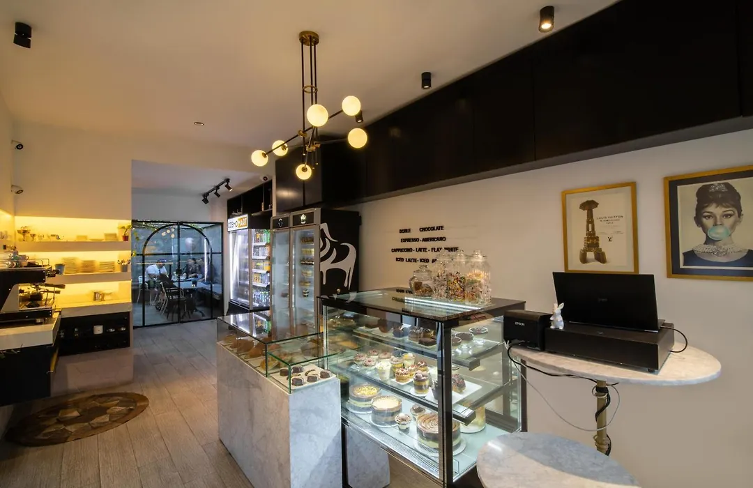 Cosmopolitano Hotel Boutique-1