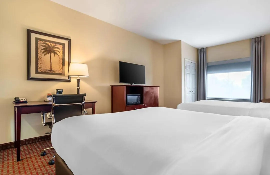 Comfort Inn & Suites Crestview South-1