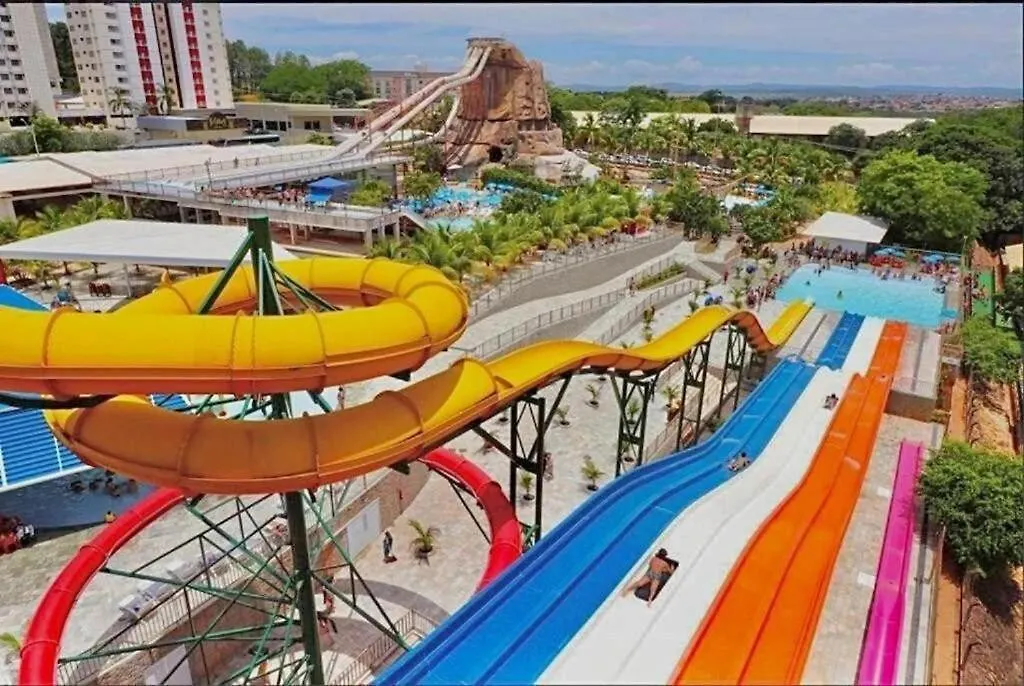 Spazzio diRoma Com Parque Acqua Park Diroma Incluso-1