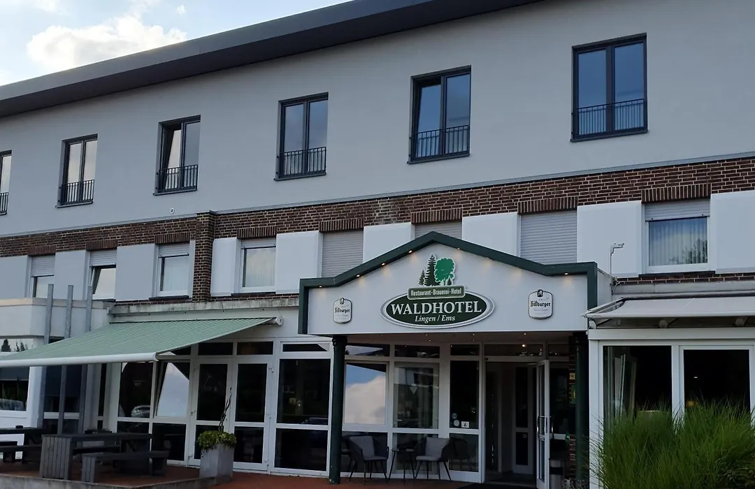 Waldhotel-1