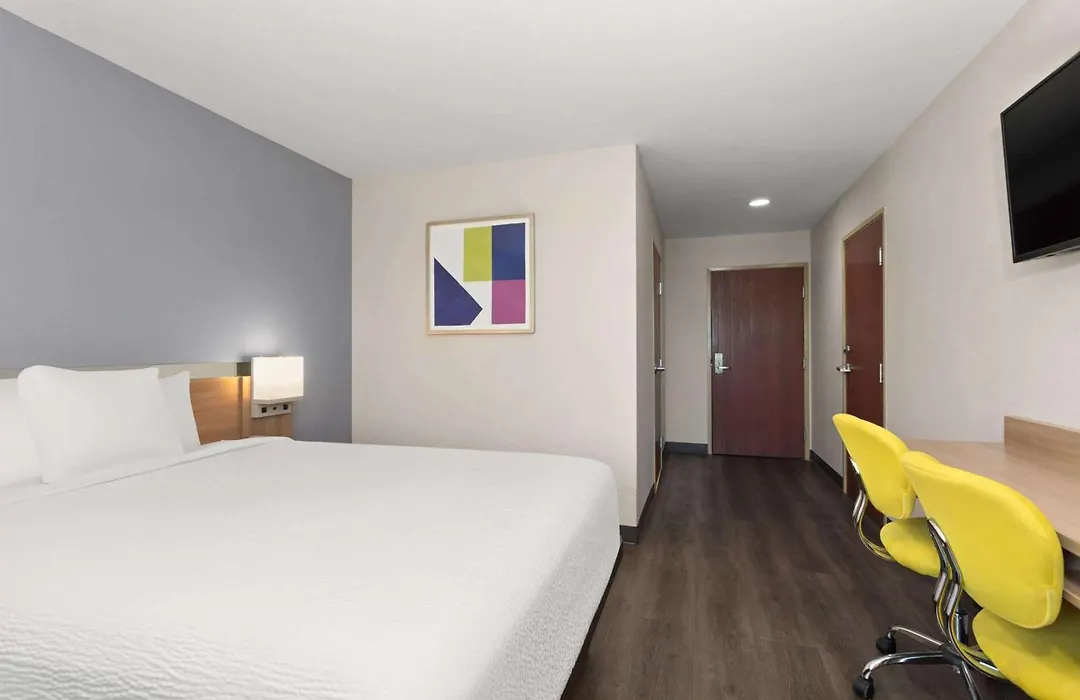 Microtel Inn & Suites By Wyndham Panama City-1