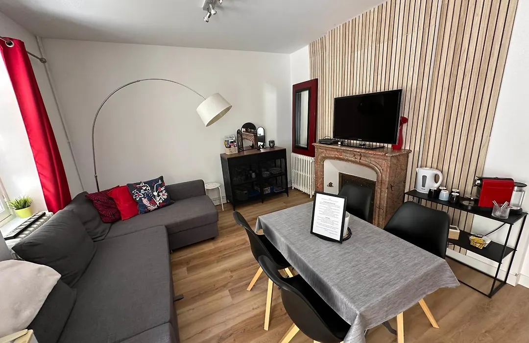2 chambres, 4 a 6 voyageurs en centre ville, à 5 mins du zoo-1