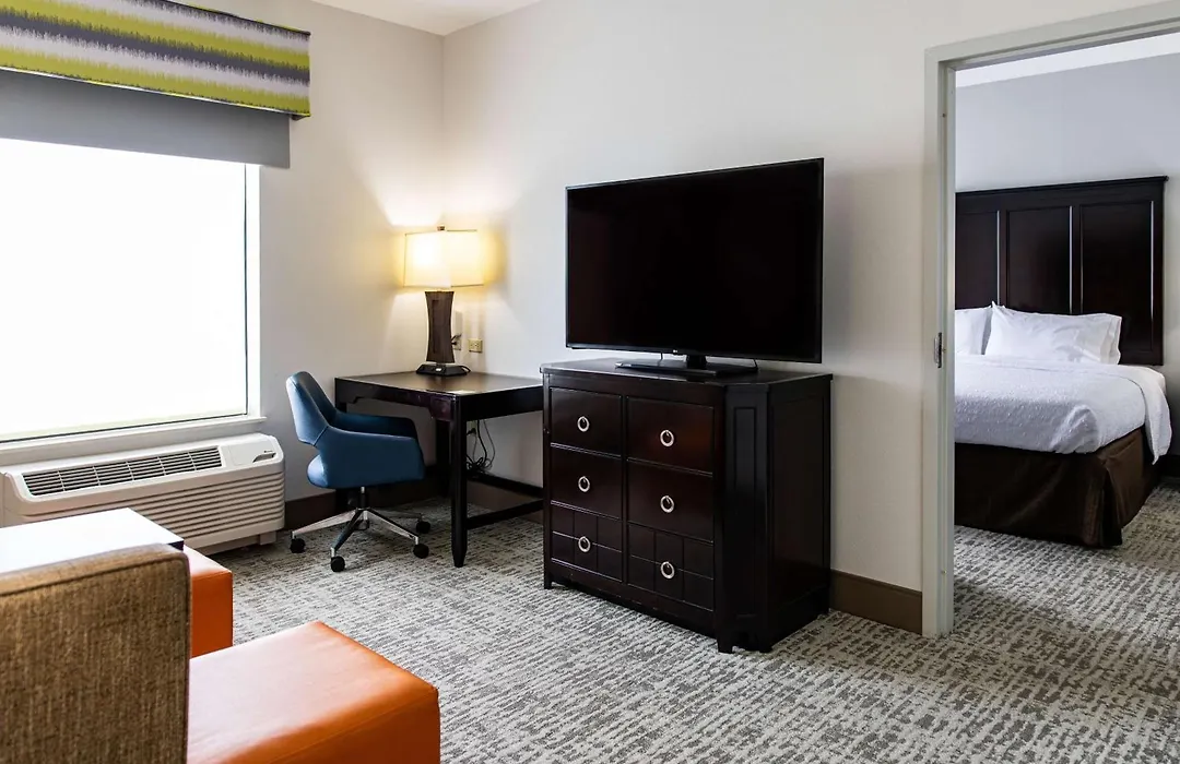 Hampton Inn & Suites Effingham-1