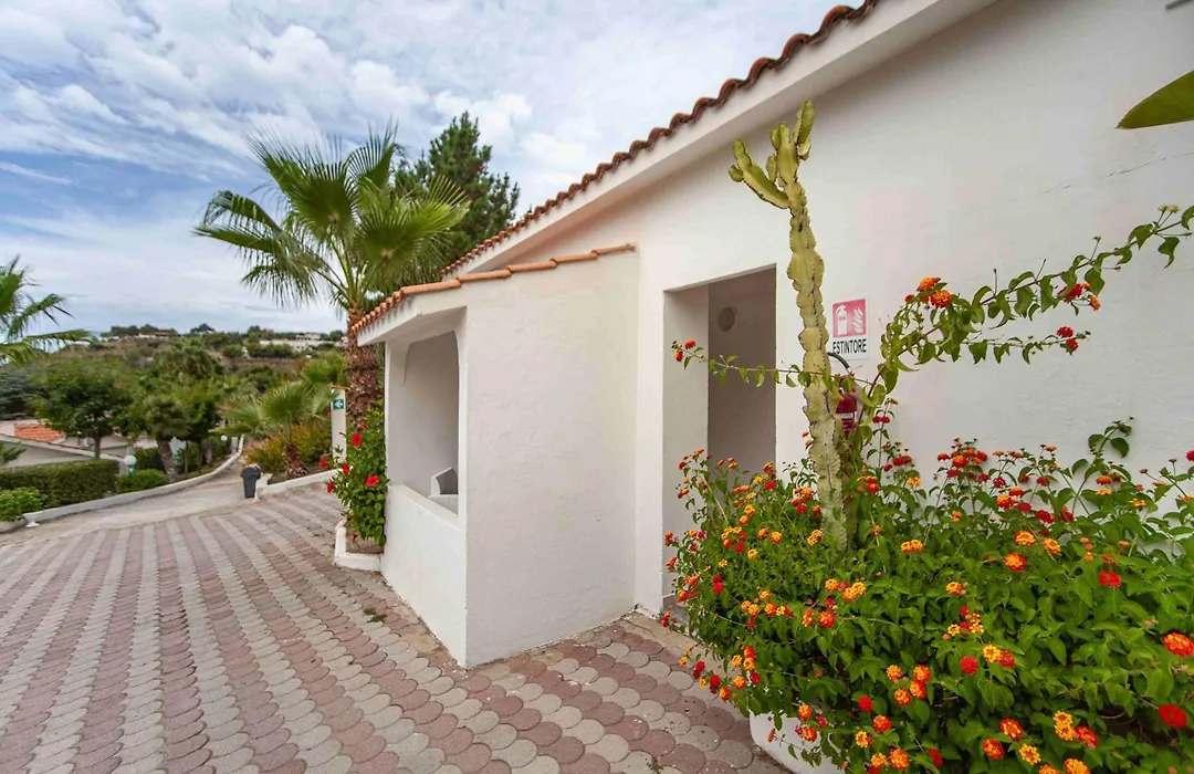 Villaggio Baia D'Ercole-1